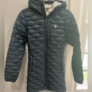 Mountain Hardwear light down parka
